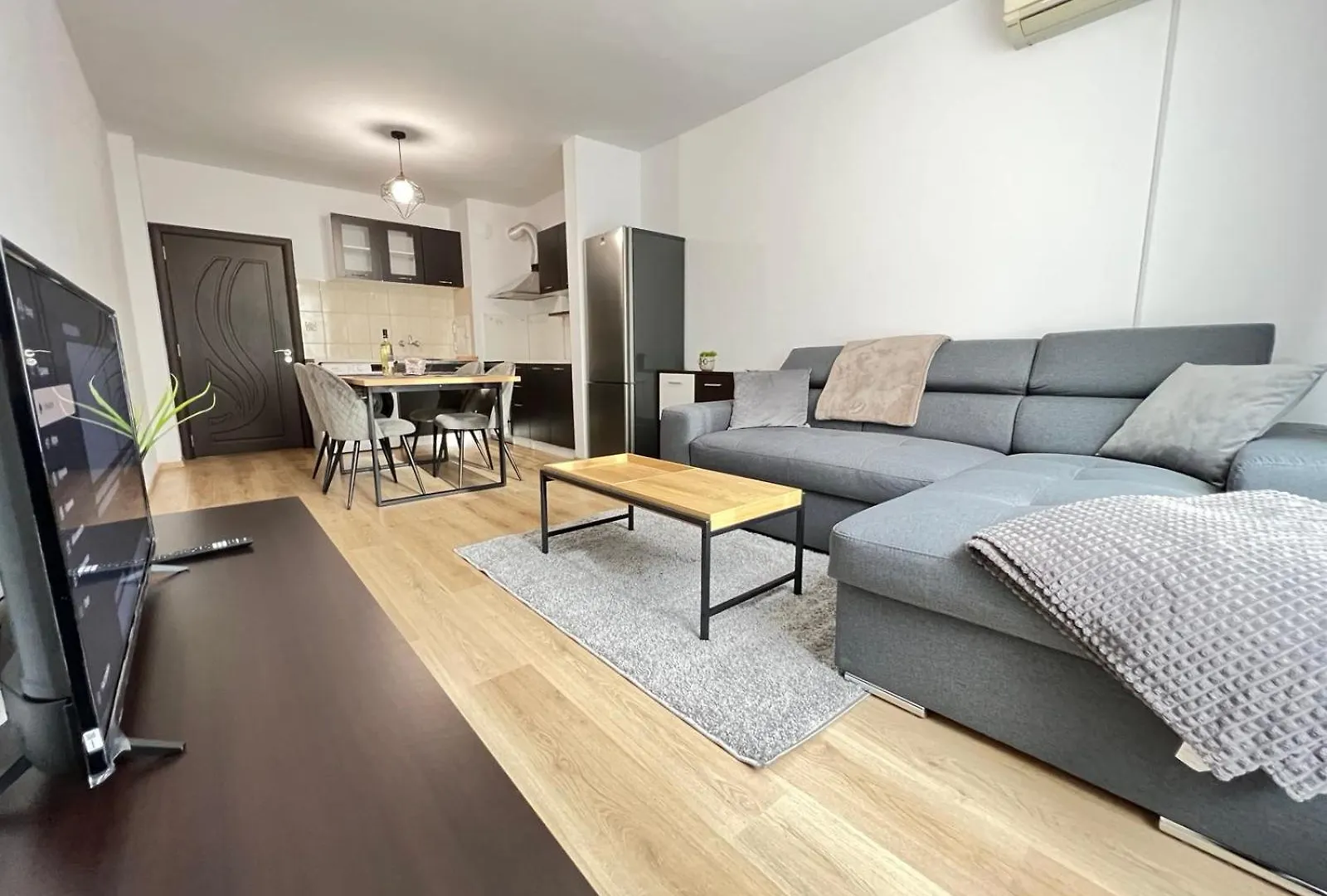 Majestic Beach Apartment Burgas 0*,  Bulgaria